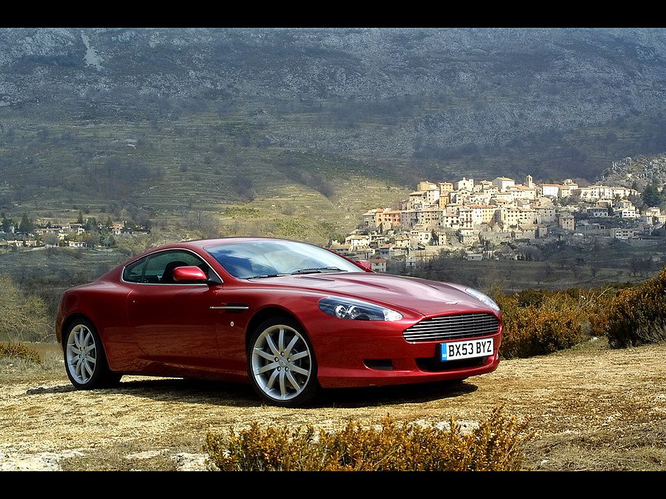 Aston-Martin-DB9-Rosso-SA-Village-1024x768.jpg