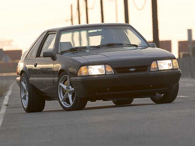 m5lp_0603_16z+1987_Ford_Mustang+Front_Passenger_Side.jpg