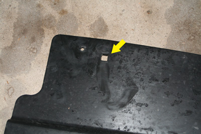 1995 FORD MUSTANG GT RADIATOR SUPPORT COVER PHOTO 3