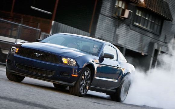 2011_ford_mustang_actburn_ft_401101_717