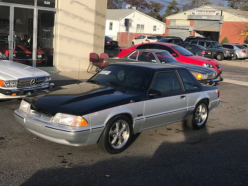 1993-ford-mustang-5-0.jpeg
