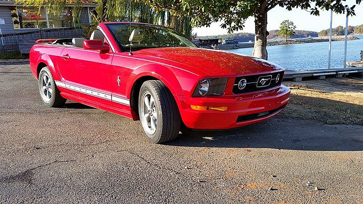 Ford Mustang Convertible Pass Front.jpg