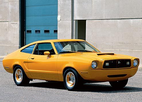 118230_large-1978_Ford_Mustang_II_Hatchback-passenger_front_side_view.jpg